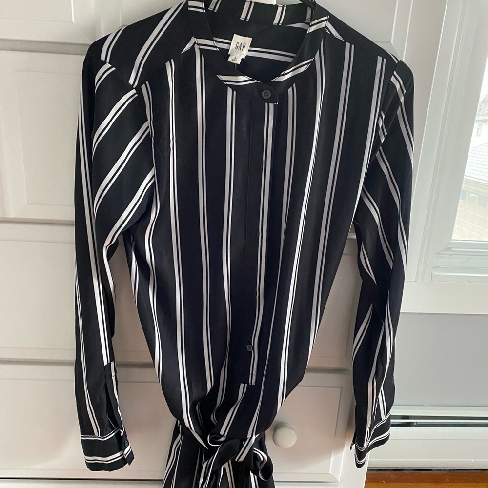 A gap dress